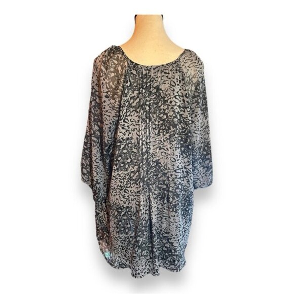 Women’s 1X Notations Women Grey Blue Animal Print Georgette 3/4 Top 14 16 18 - Picture 6 of 9